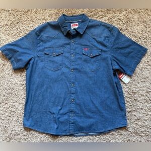 Wrangler® Men's Short Sleeve Premium Light Denim Shirt Size: XL   NWT